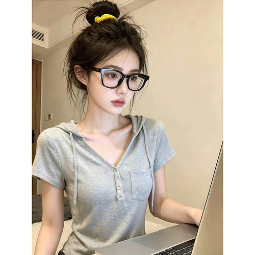 韩系灰色休闲连帽短袖t恤女
