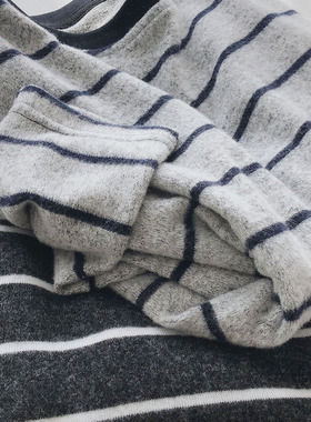 早秋通勤穿搭女慵懒风chill撞色条纹长袖T恤磨毛加厚打底上衣ins