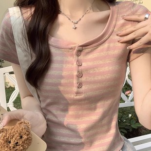 小众设计感圆领纽扣上衣 T恤女夏纯棉修身 性感又显瘦 正肩条纹短袖