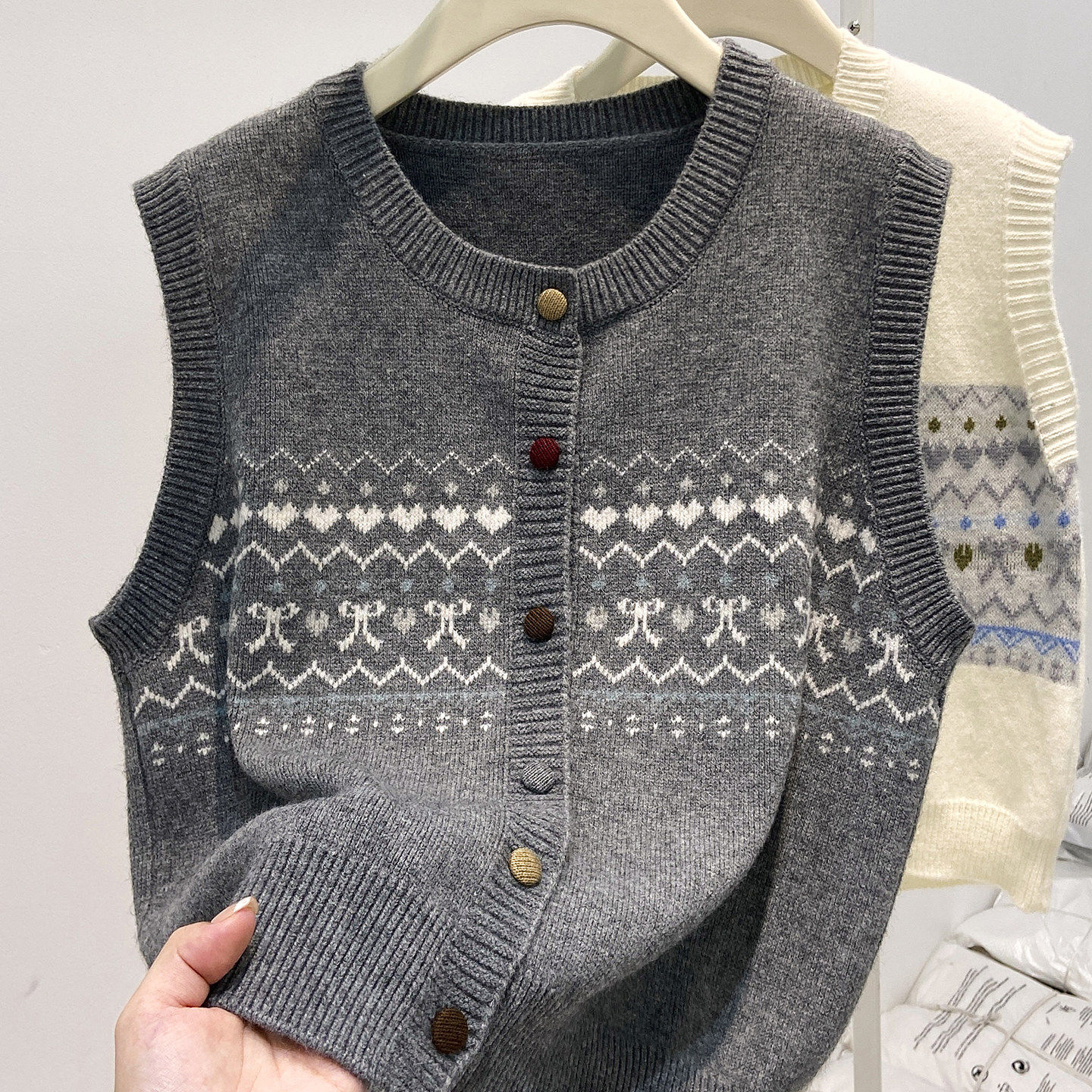 设计感提花复古针织马甲女