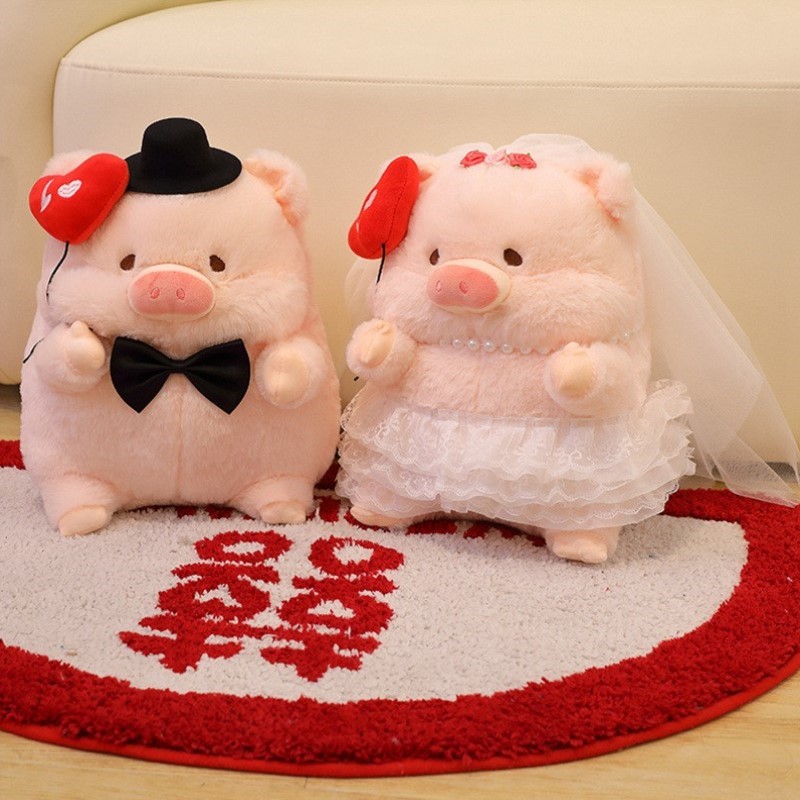 新款毛绒情人节结婚枕金童玉女红色布置喜字女生抱新婚压床娃娃玩