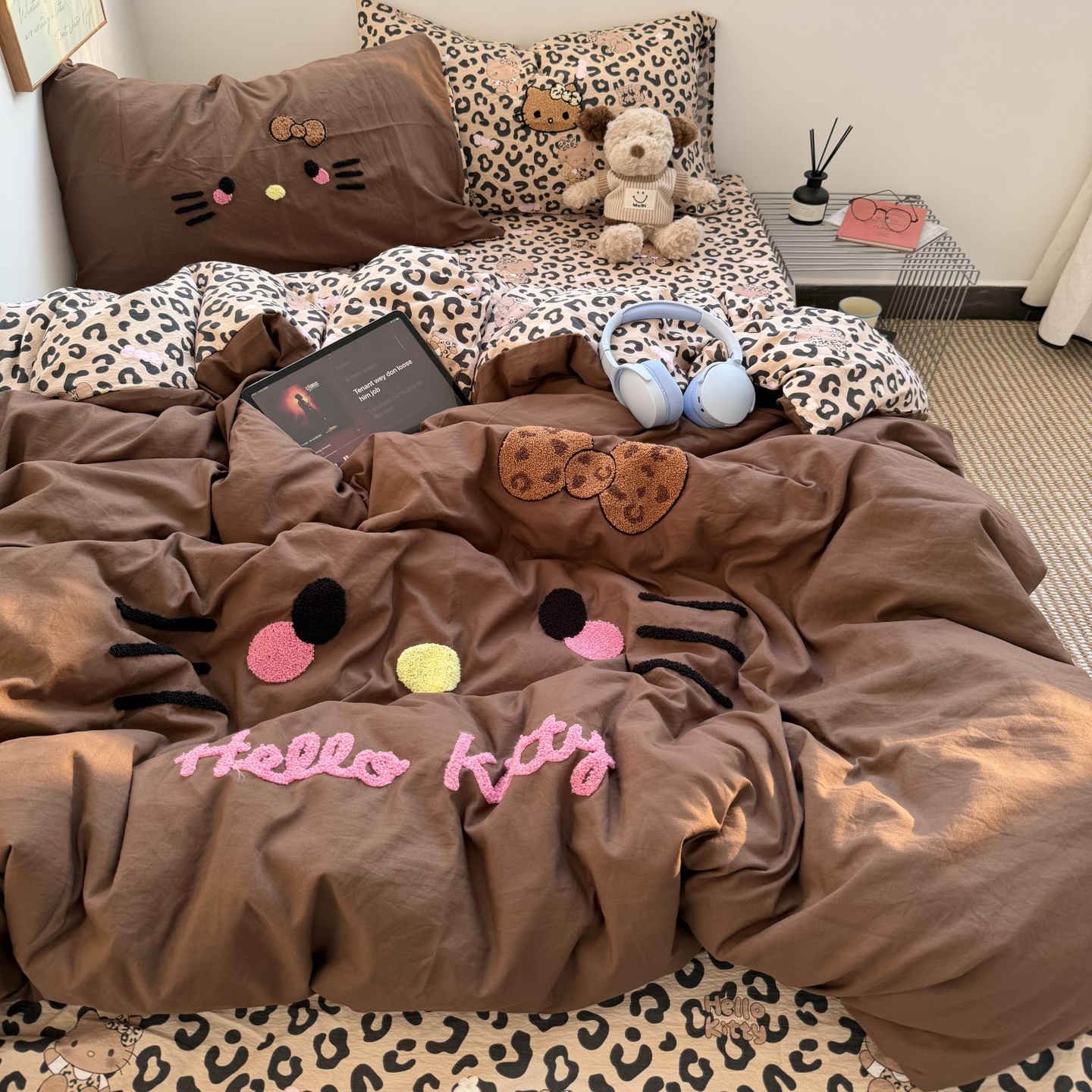 复古豹纹咖可爱猫咪毛巾绣四件套