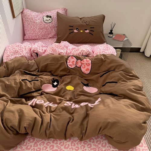 少女粉豹纹表情猫毛巾绣四件套