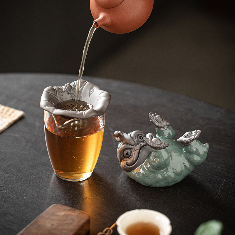 创意招财金蟾茶宠摆件陶瓷一体茶漏家用茶叶过滤网器茶隔茶具配件