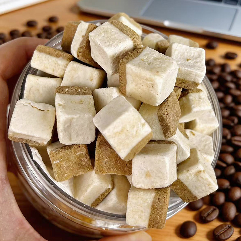 味蕾的甜蜜冒险~生椰拿铁味冻干椰子块椰奶脆休闲咖啡办公室零食