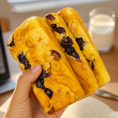 一口沦陷！厚切牛乳黄油坚果吐司