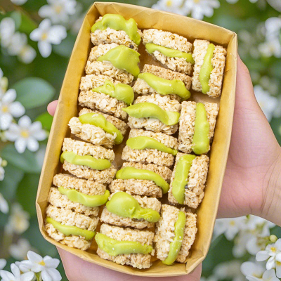 被惊艳到了~茉莉奶绿燕麦脆墩墩