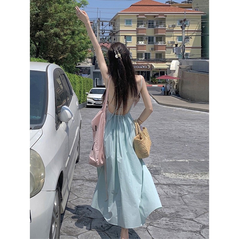 露背吊带连衣裙女夏季后背系带设计感收腰仙女海边度假沙滩长裙子
