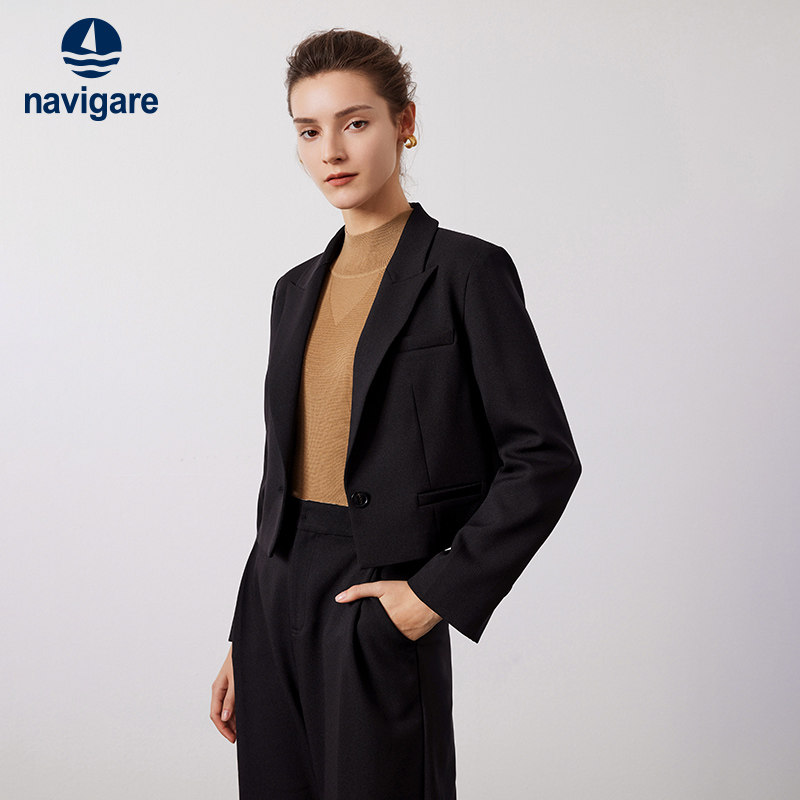Navigare意大利小帆船黑色休闲宽松西服女秋季短款戗驳领西装