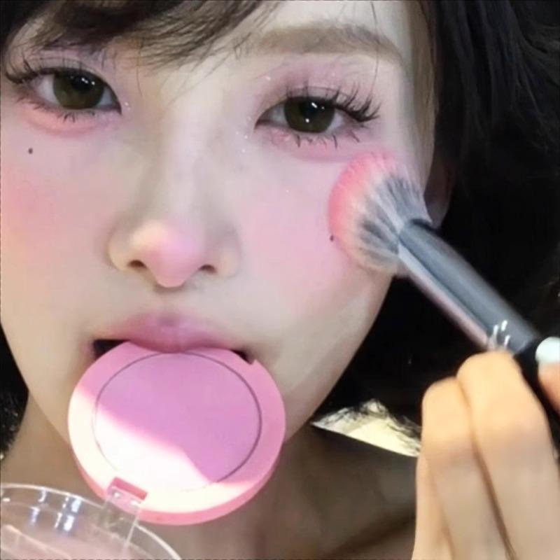 韩系草莓牛奶色!空气感腮红收缩膨胀奶杏色低饱和灰粉色裸妆显白