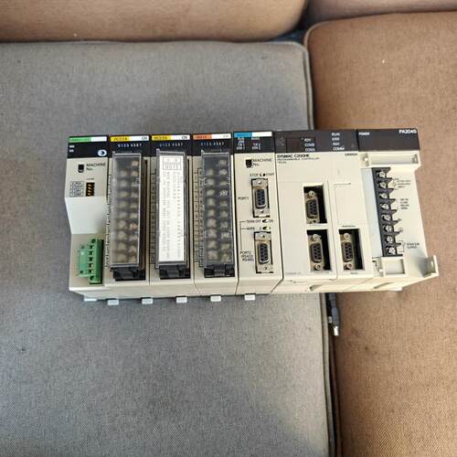 欧姆龙PLC一套C200HE-CPU42PA204SA