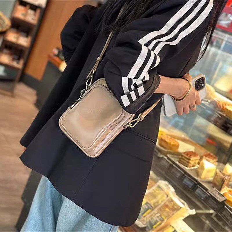 2024新款软皮斜挎包百搭单肩女包迷你女士小包牛皮竖款手机包包女,箱包皮具/热销女包/男包,小方包,淘宝优惠券,粉丝福利购,淘宝优惠卷