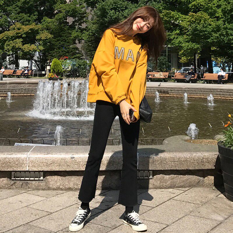 黑色微喇牛仔裤女2021年新款秋冬高腰显瘦宽松百搭阔腿九分喇叭裤