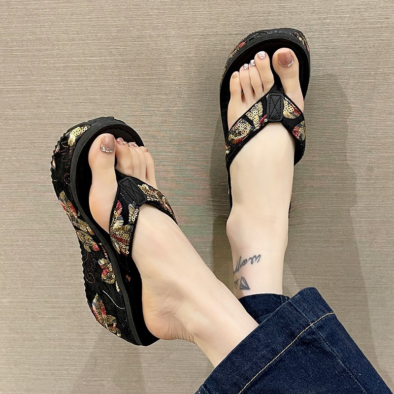 厚底高跟人字拖女夏季时尚刺绣亮片坡跟夹M脚防滑沙滩凉拖鞋可外