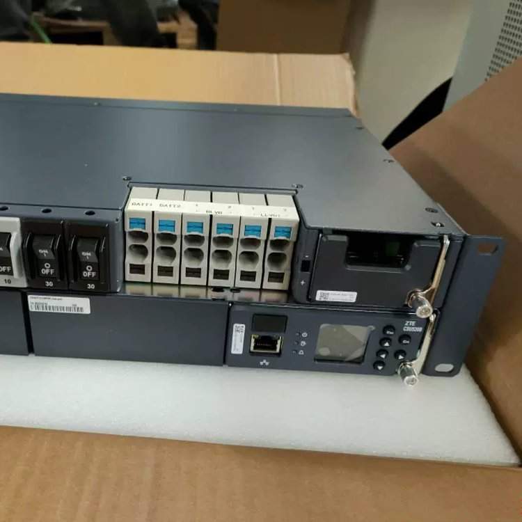 中兴通讯电源ZXDU58B900 一体化组合电源 开关电源