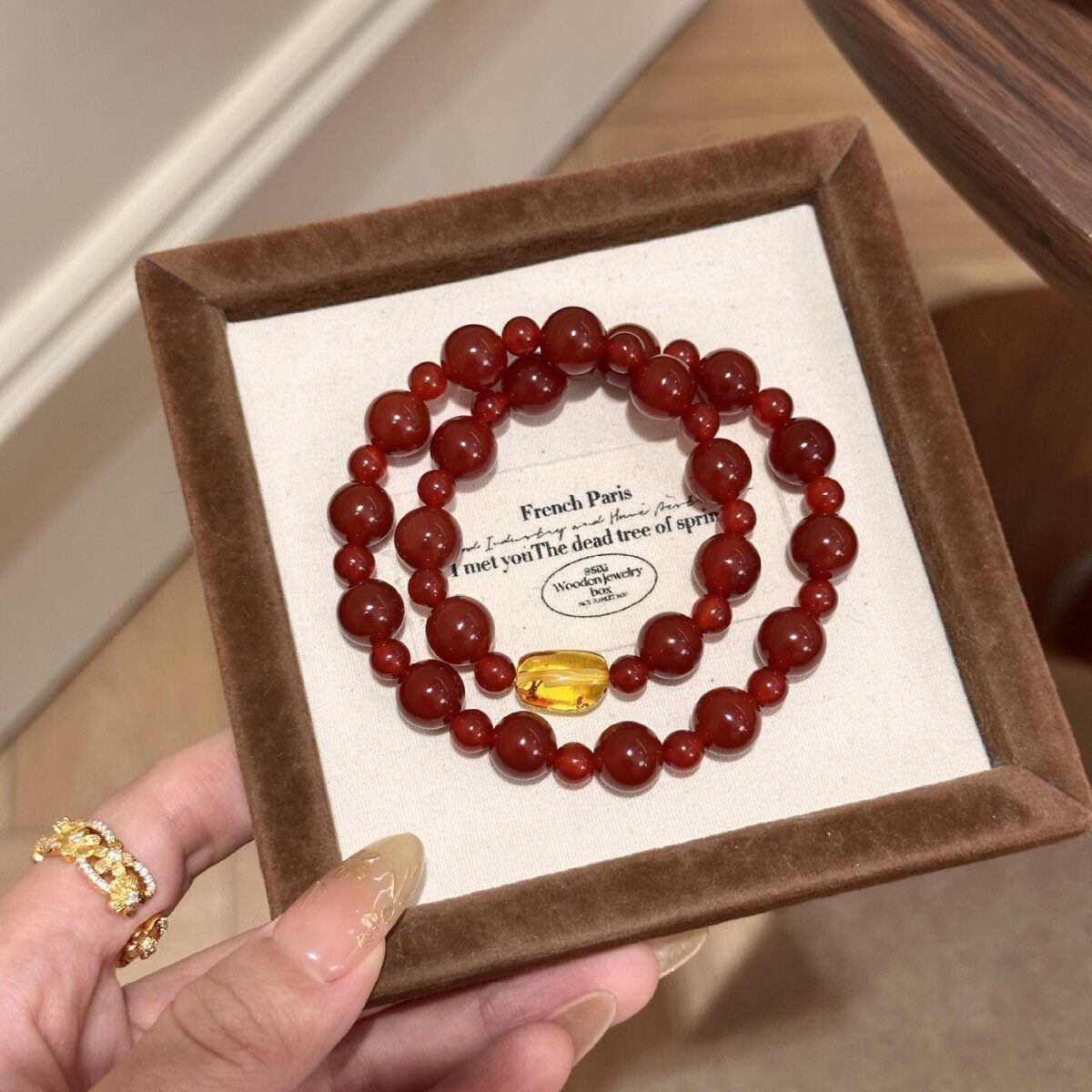 天然蜜蜡红玛瑙双圈手串女小众轻奢设计感手链高级显白本命年手链