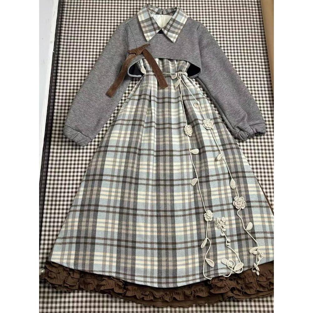 秋季新款小个子法式复古减龄气质格纹背心连衣裙女+灰色长袖上衣