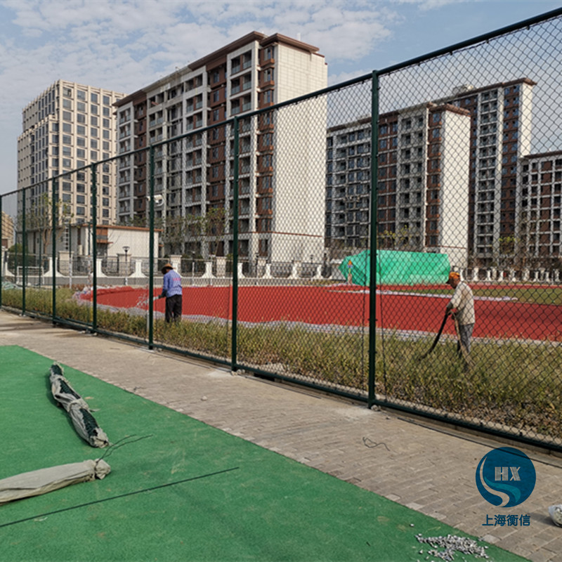 上海现货操场围栏网体育场护栏网 包塑铁丝网勾花网 球场防护栏
