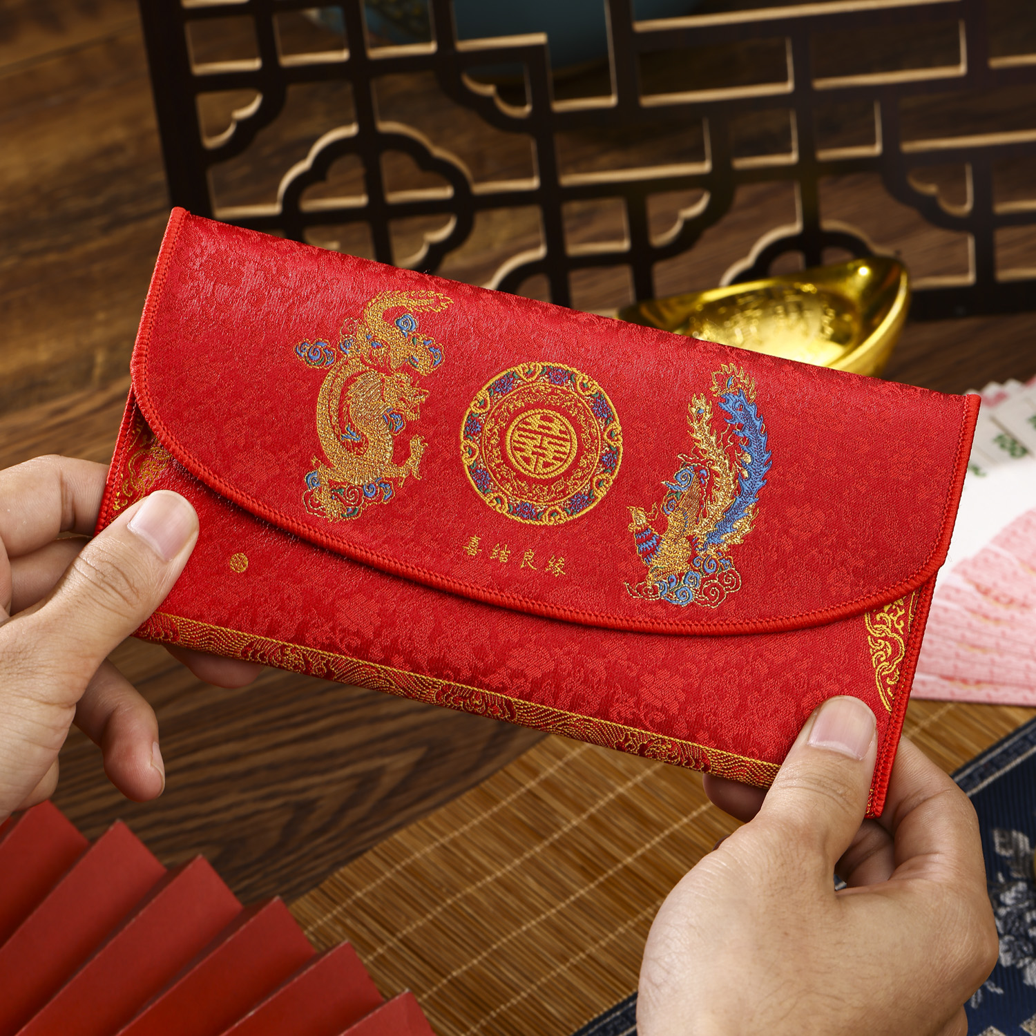 2026新款中式刺绣布艺婚礼利是封