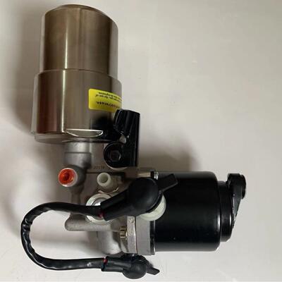 MN102843，MR977462+MN102844/4630A012 刹车助力器泵，ABS泵