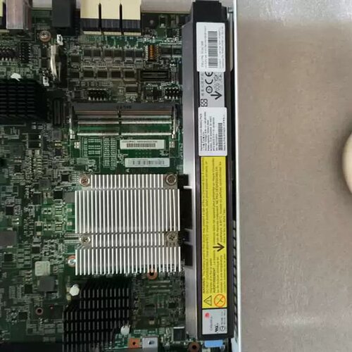 【】可-01AC366 IBM Storwize V5000 V50