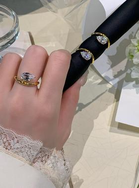 蓝羽925银镀金美人泪滴戒指