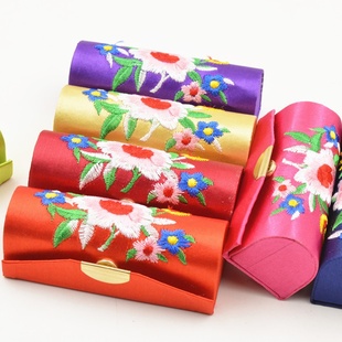 单支绣花口红盒绸缎饰品化妆盒织锦缎刺绣包装盒子景点景区纪念品