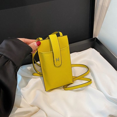 牛皮手机包女斜挎2025新款洋气放手机小包包高级感真皮单肩包女包