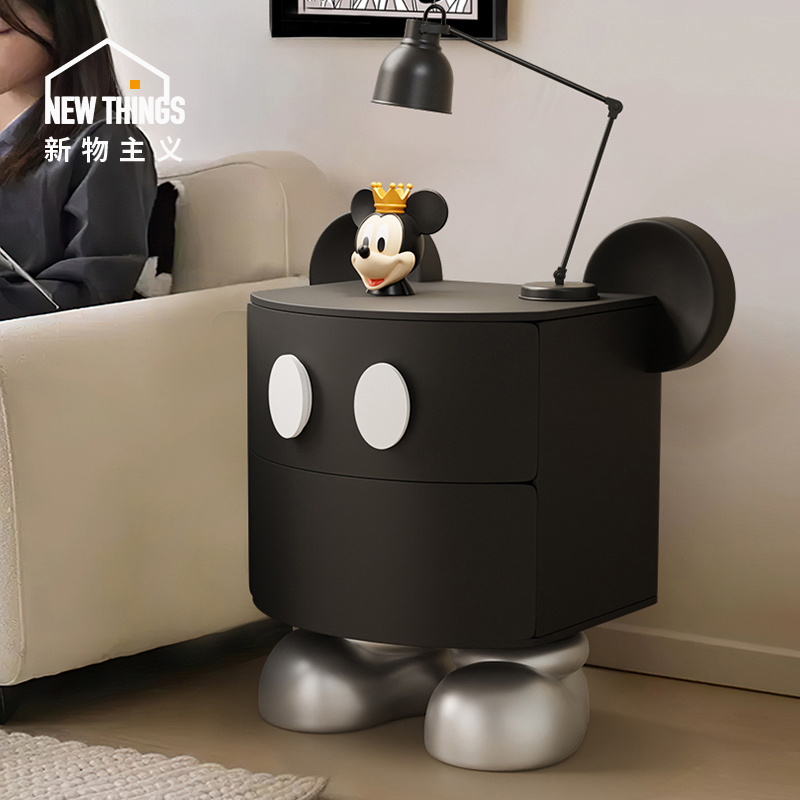 【安全环保】米奇创意床头柜
