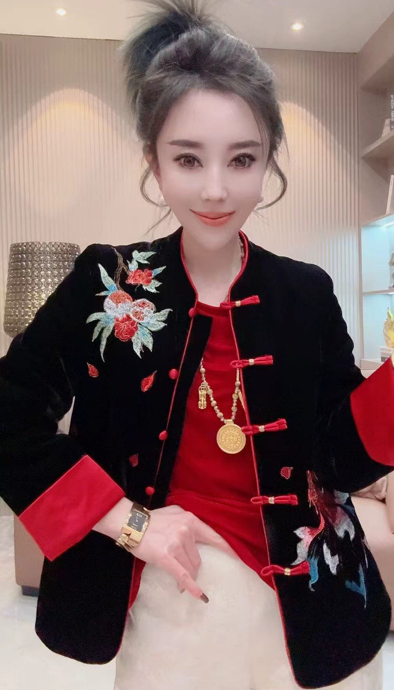 新中式国风重工刺绣夹棉外套女冬季新款撞色减龄复古立领宽松棉服