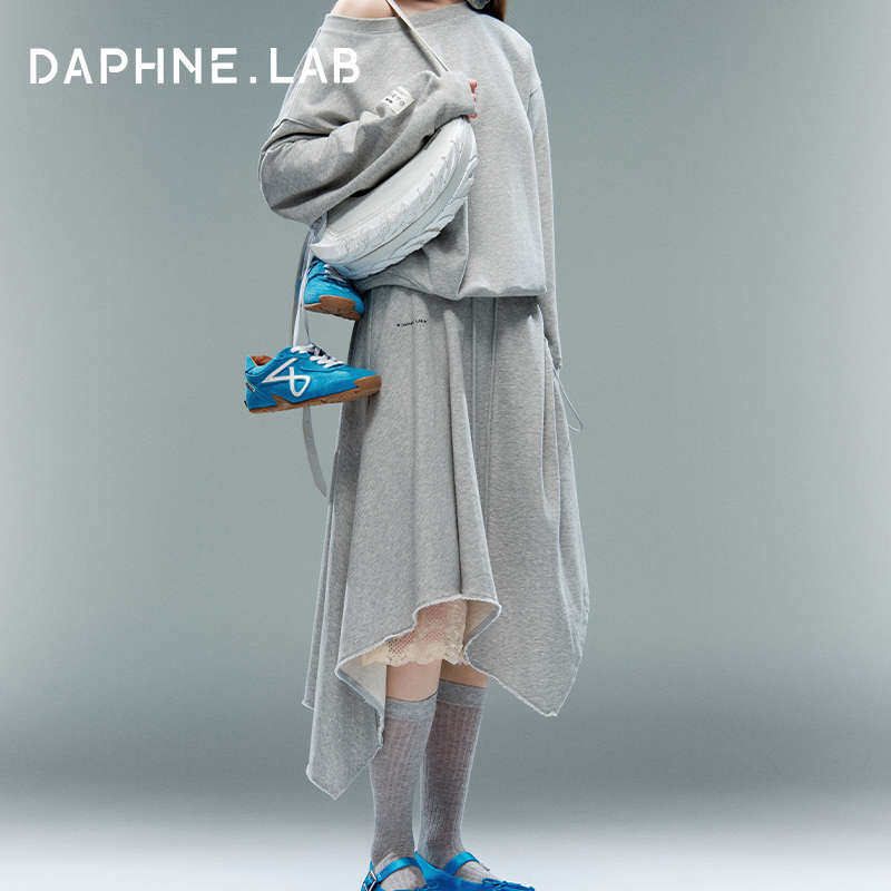 搭长靴就酷没边儿 的的浪漫休闲毛边 半裙