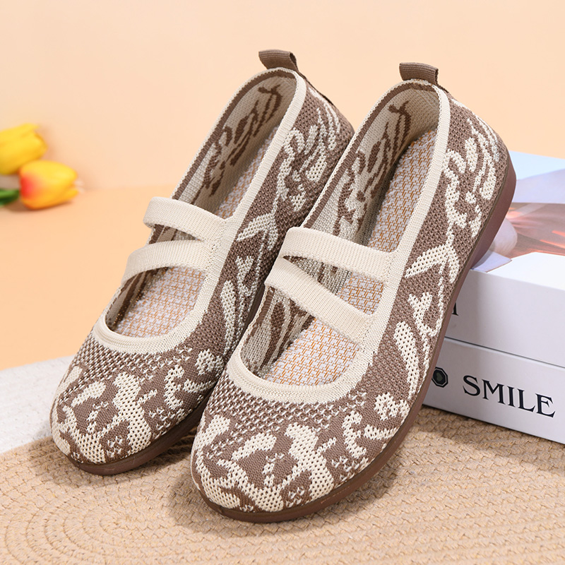 夏季新款老北京布鞋女浅口透气轻便妈妈鞋软底绣花一脚蹬休闲单鞋