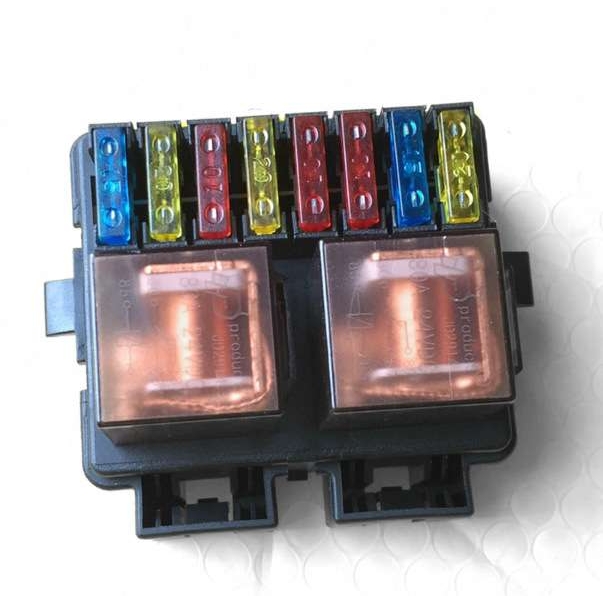 12V 2路继电器刀片保险丝盒汽车小艇汽车8路保险座套件