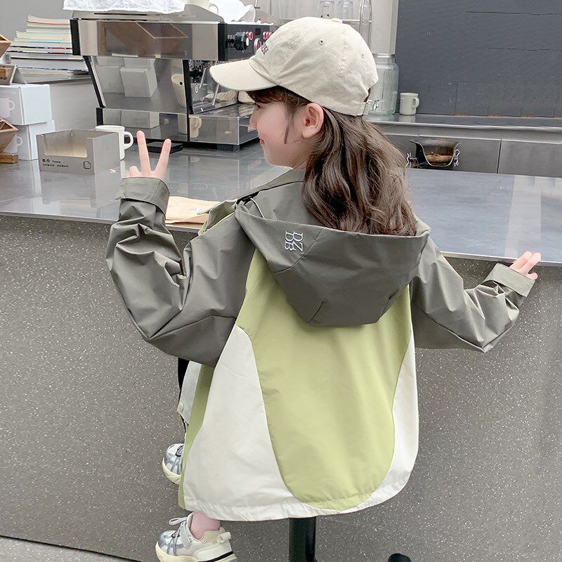 女童外套2025新款春装儿童网红洋气时髦上衣女孩春秋款时尚冲锋衣