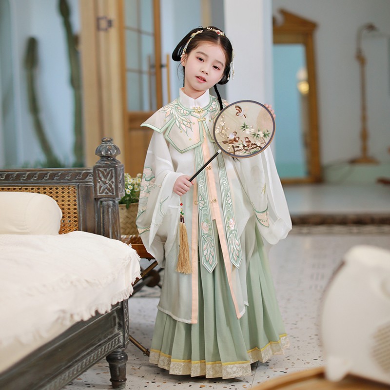 女童汉服超仙广袖马面裙儿童春夏新款古风明制云肩刺绣古装连衣裙