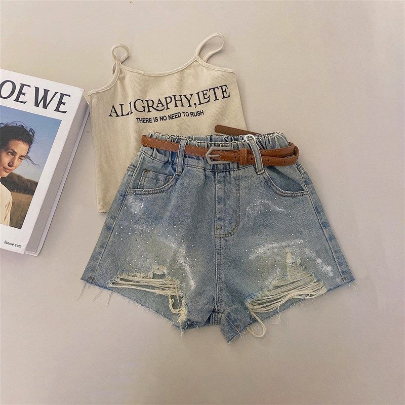 女童时尚破洞牛仔短裤2024夏季新款韩版儿童洋气百搭牛仔热裤外穿