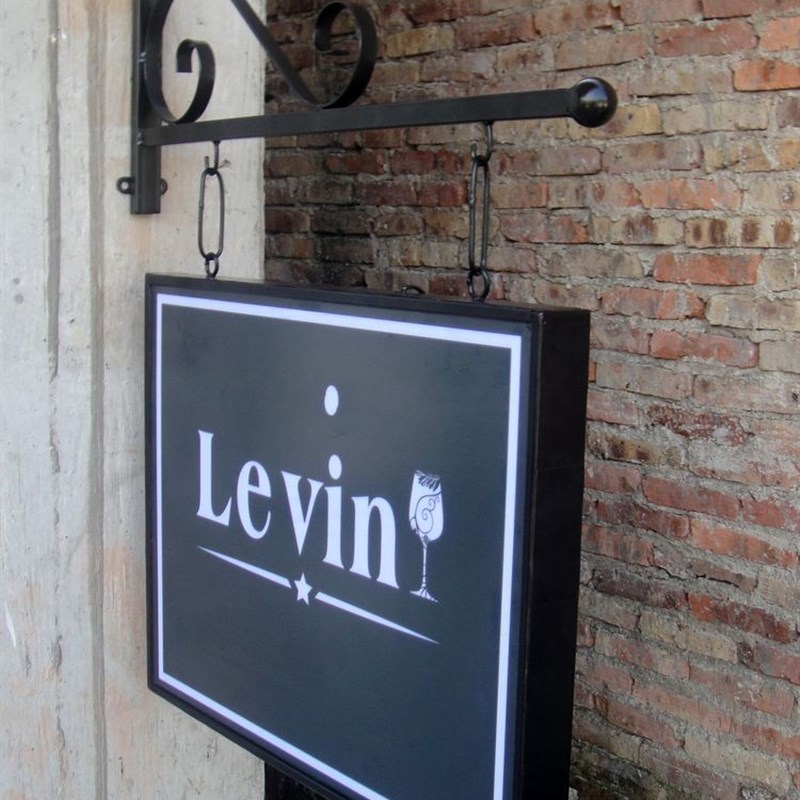 欧式铁艺广告牌灯箱门头招牌LED发光字亚克力S灯箱店铺广告灯箱