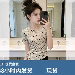 高级不对称波点短袖上衣女夏季修身设计感时尚别致圆领不规则t恤
