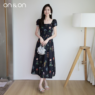 ON＆ON/安乃安秋季新款碎花连衣裙小方领泡泡袖气质收腰显瘦长裙