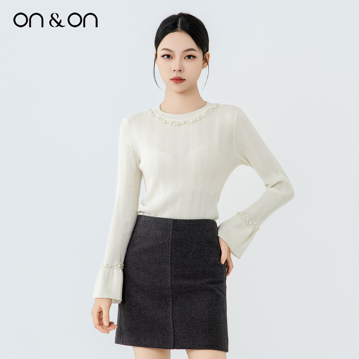 ON&ON/安乃安2026春季新款韩系圆领手工钉珠修身竖条纹针织上衣