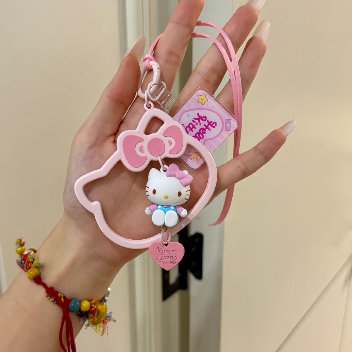 正版三丽鸥HelloKitty汽车挂件创意卡通车载装饰品吊坠礼物送朋友