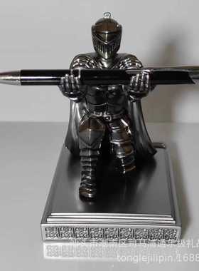 新款直销女款骑士笔座创意办公摆件树脂手机支架笔架生日礼品文具