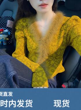 黄色V领蕾丝打底衫女春季新款法式内搭加绒加厚毛绒拼接长袖上衣