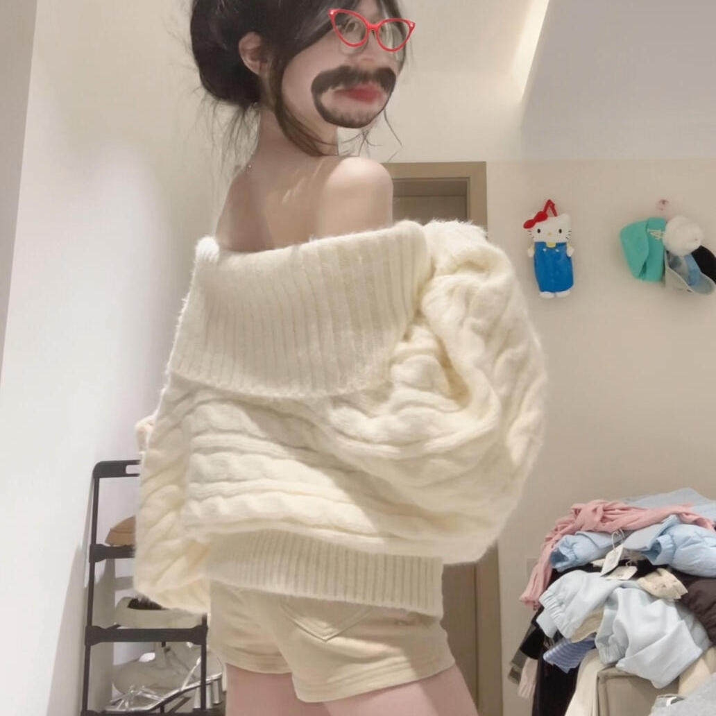 韩系绝美好看白色一字肩毛衣女冬季厚慵懒高级感露肩软糯针织上衣