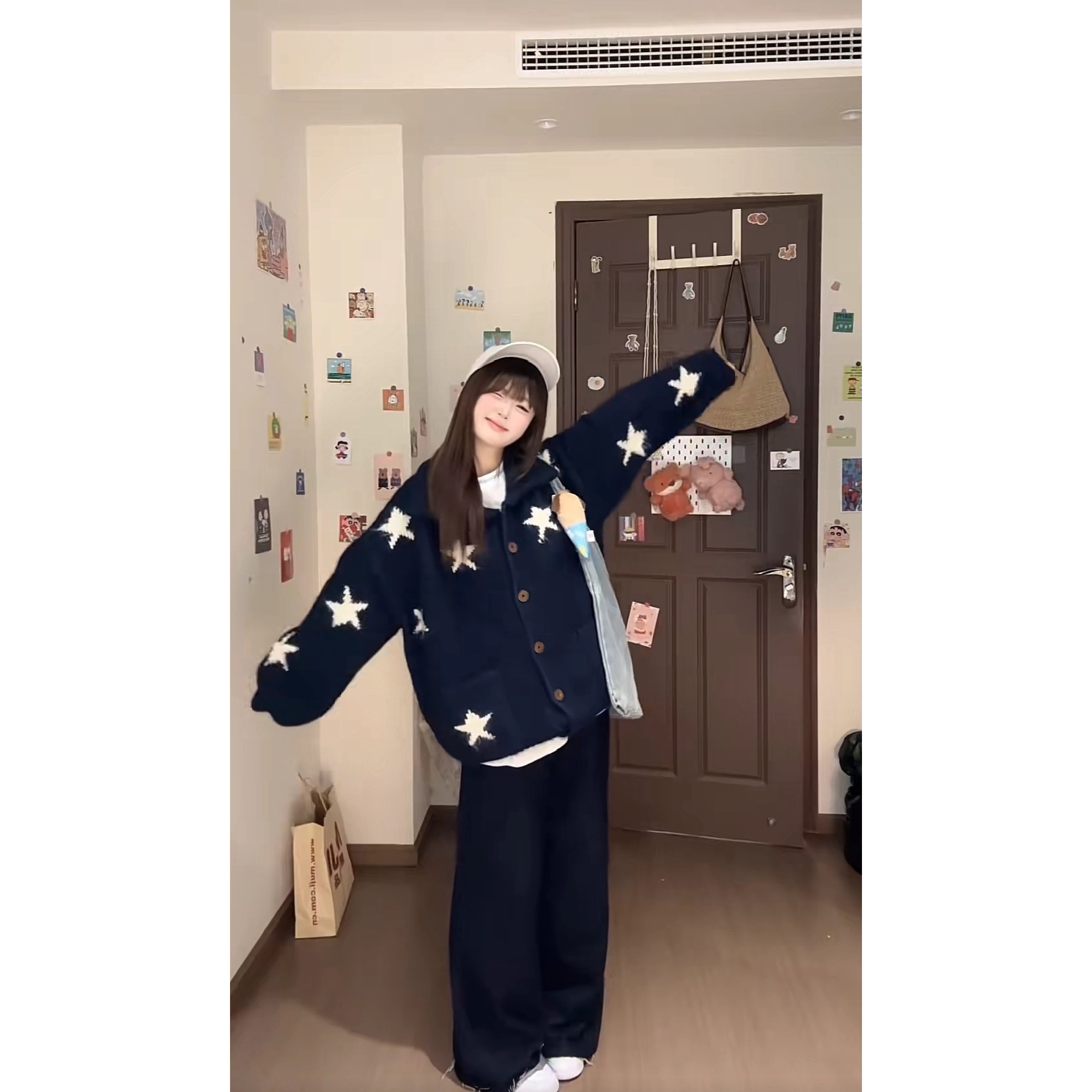 韩系星星提花针织开衫女秋冬新款宽松慵懒风软糯毛衣外套气质纯色