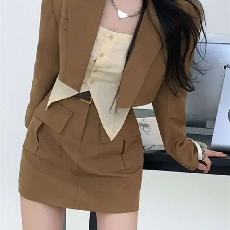 纯欲风辣妹甜酷春秋季套装女洋气西装外套显瘦衬衣半身裙子三件套
