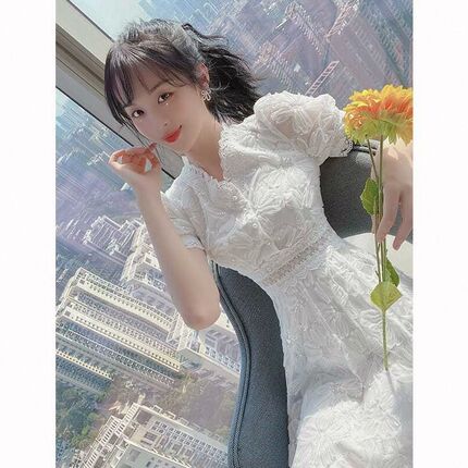 白色蕾丝连衣裙女夏装2024新款女V领拼接镂空刺绣气质小裙子女夏