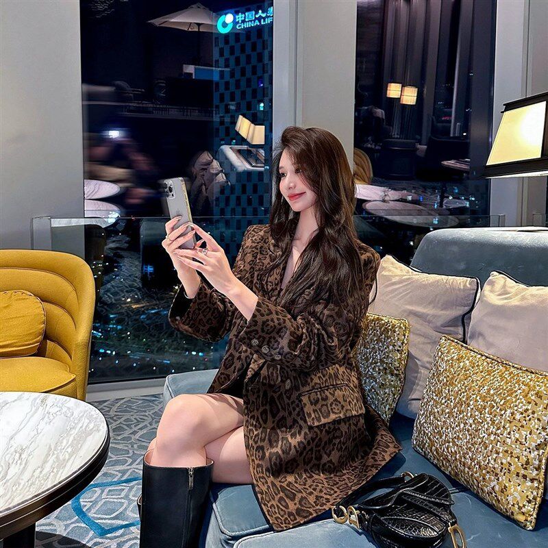 欧货高级感复古豹纹西装外套女装2025春秋宽松休闲百搭小西服上衣