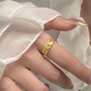 新款碎冰冰五帝钱戒指女款黄金色小众轻奢高级感招财铜钱手链配饰