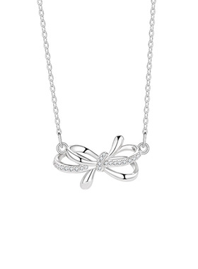 特价原创蝴蝶结项链饰品女气质小众设计感秋冬闪锆不锈钢锁骨